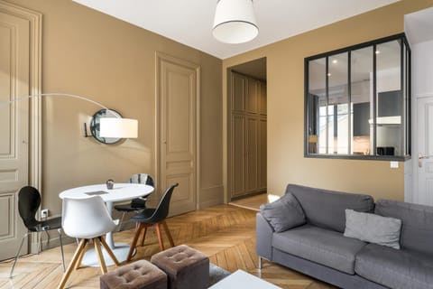 Honorê - Suite Barre Condominio in Lyon