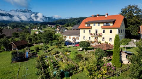 Property building, Bird's eye view, Children play ground, Garden, Garden view, Mountain view, Parking