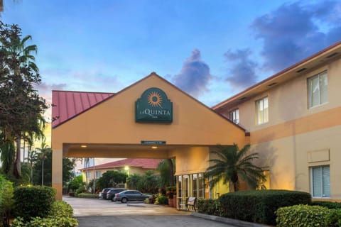 La Quinta by Wyndham Fort Lauderdale Pompano Beach Hotel in Fort Lauderdale