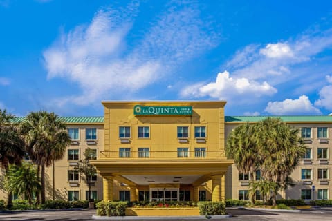 La Quinta by Wyndham Miami Cutler Bay Hotel in Cutler Bay