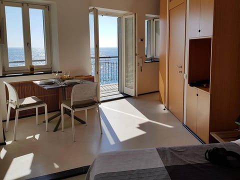 Fivestay Casa Gabri 2 Monolocale a picco sul mare Apartment in Vernazza