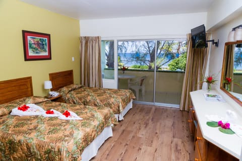 Crown Point Beach Hotel Hôtel in Western Tobago