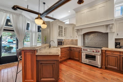 Home at 1014 House in Savannah