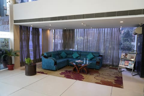 Lobby or reception, Seating area