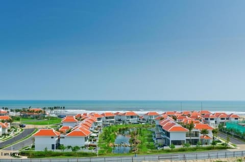 Sunny Beach Villa Chalet in Hoa Hai