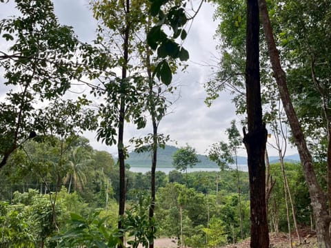 Koh Jum Paradise Resort Campground/
RV Resort in Krabi Changwat