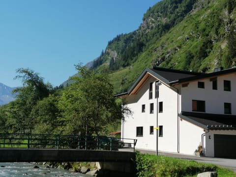 Haus Larcher Appartment Apartamento in Trentino-South Tyrol