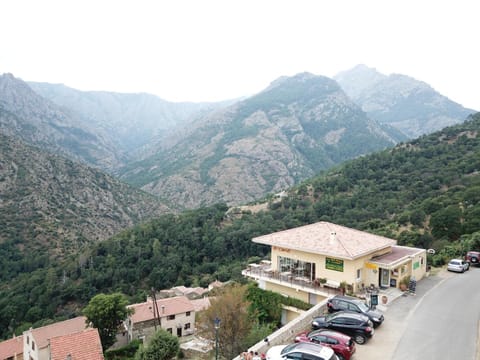 Natural landscape, Bird's eye view, Parking