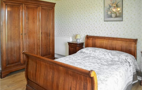 3 Bedroom Cozy Home In Montignac-lascaux House in Montignac