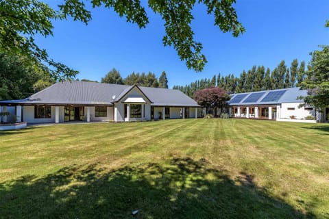 Garden, Garden view