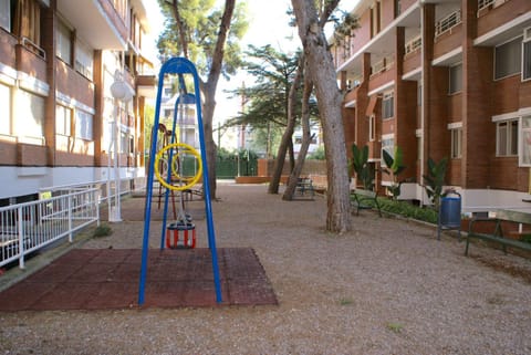 Day, Children play ground, Garden