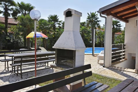 Patio, Activities, Garden, sunbed