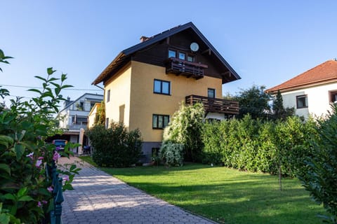 Property building, Garden, Garden view