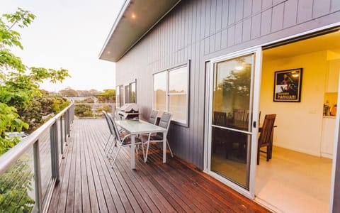 BBQ facilities, Balcony/Terrace