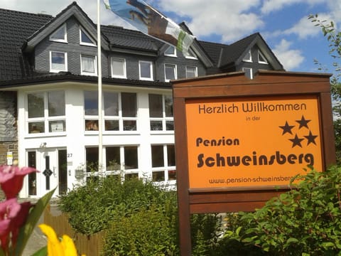 Pension und Ferienwohnungen Schweinsberg Übernachtung mit Frühstück in Medebach