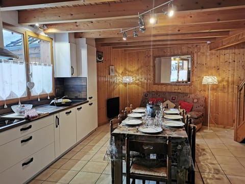 Demi-Chalet l'Ancolie -- Prox pistes Wohnung in Arâches-la-Frasse