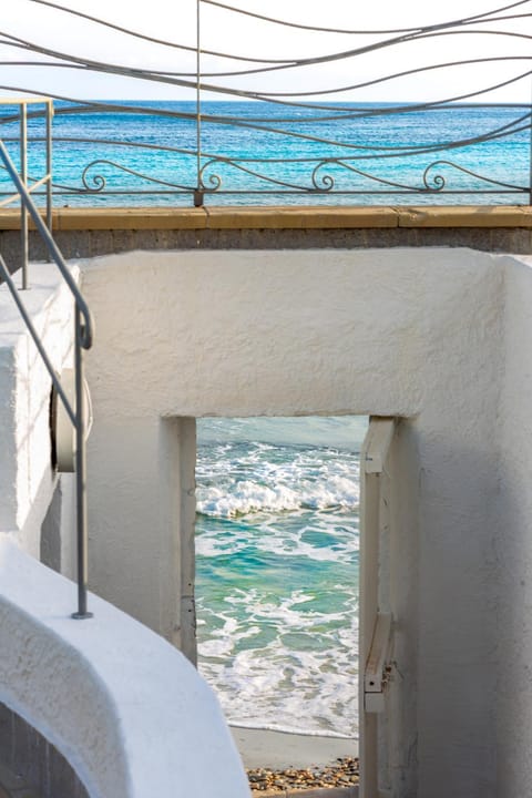 La Porta sul Mare di Capitana, accesso diretto al mare, piscina privata Moradia in Quartu Sant'Elena