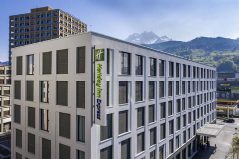Holiday Inn Express - Luzern - Kriens, an IHG Hotel Hôtel in Lucerne