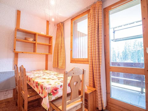 2 pièces au centre de Valmorel avec balcon, proche commerces et remontées mécaniques - FR-1-356-262 Apartamento in Les Avanchers-Valmorel