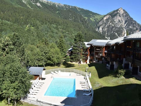 Charmant appart avec mezzanine, balcon sud, piscine chauffée, proche pistes et centre - FR-1-464-5 Apartment in Pralognan-la-Vanoise