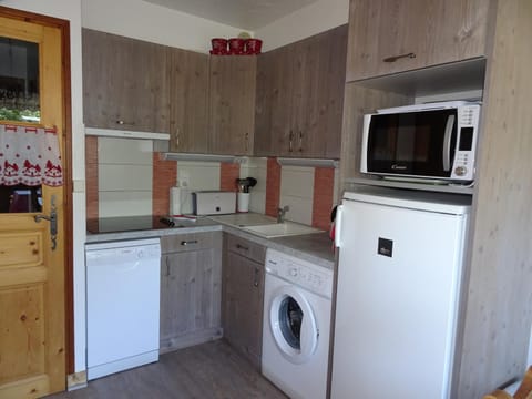 Appartement Champagny-en-Vanoise, 3 pièces, 4 personnes - FR-1-464-1 Wohnung in Champagny-en-Vanoise