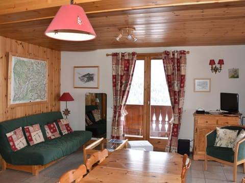 Appartement spacieux proche télécabine avec terrasse et WiFi - FR-1-464-51 Apartment in Champagny-en-Vanoise