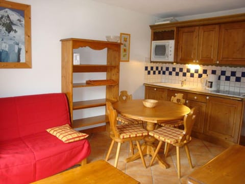 Appartement style montagne, 3 pièces pour 4 personnes - FR-1-464-127 Apartment in Pralognan-la-Vanoise