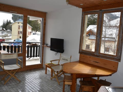 Charmant Appartement au Centre de Pralognan, Proche Téléphérique et Commerces - FR-1-464-132 Apartment in Pralognan-la-Vanoise