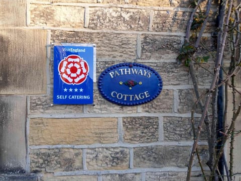 Pathways Cottage Haus in Amber Valley