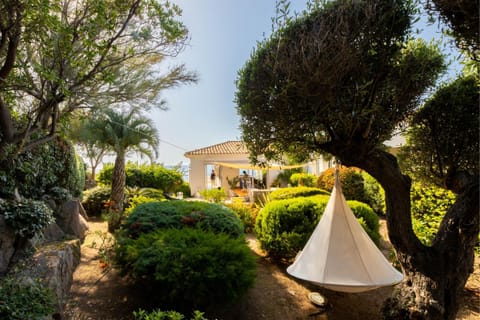 A Casa Nostra Bed and Breakfast in Coti-Chiavari