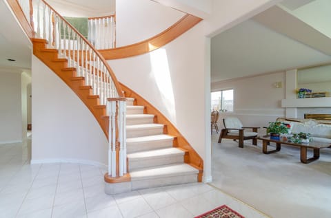 Great Guest Suite in a Gorgeous House Vacation rental in New Westminster