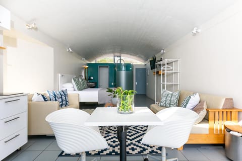 Photo of the whole room, Seating area, Dining area