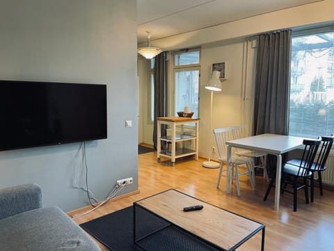 Hotel-standard design apartment with private sauna and terrace Condo in Helsinki