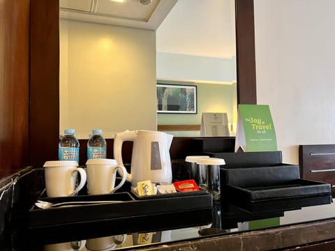 Holiday Inn & Suites Makati, an IHG Hotel hotel in Pasay