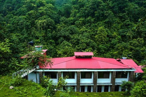Haut Monde Hill Stream Resort and Spa Resort in Uttarakhand