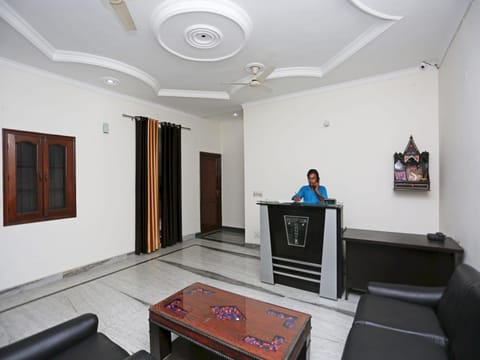 OYO Highway Residency Hotel in Noida