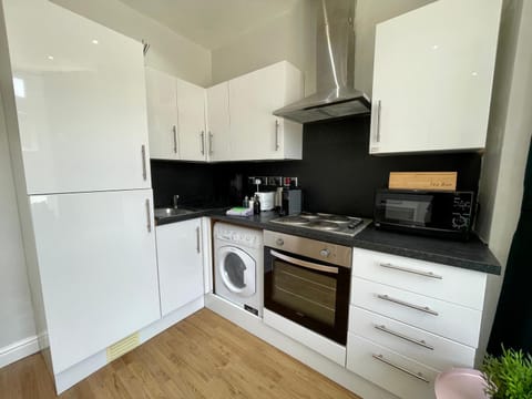 1 Bed 2 Person Apartment City Centre Apartment in Cardiff