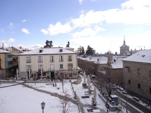 Neighbourhood, Winter, Balcony/Terrace, City view, Street view, Area and facilities