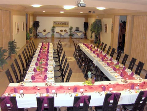 Banquet/Function facilities