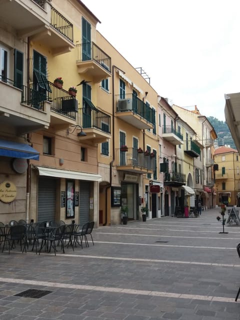 Property building, Neighbourhood, Street view