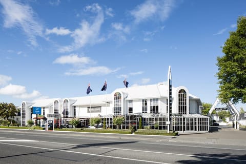 Pavilions Hotel hotel in Christchurch
