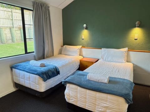 Oakwood Manor Motor Lodge Motel in Auckland