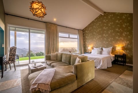 Woodhouse Mountain Lodge Hotel in Auckland Region