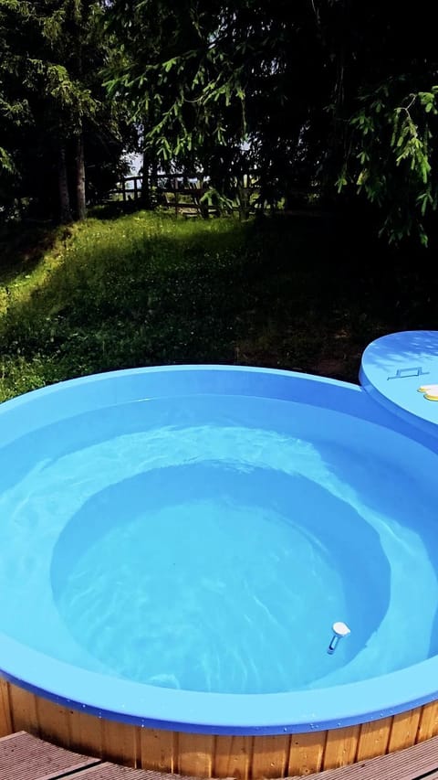 Day, Natural landscape, Hot Tub, Pool view