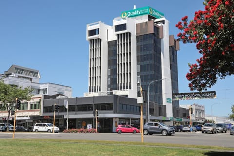 Property building, City view, Location