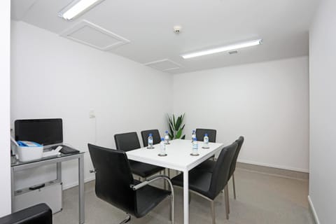 Meeting/conference room