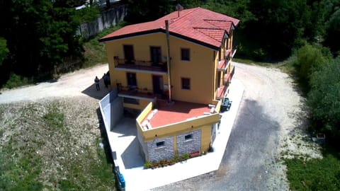 Villa Center appartamenti nel verde in città Apartamento in Molise, Italy