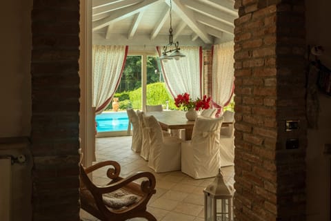 Dining area, Pool view, Swimming pool