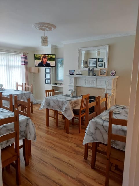 LegenDerry B&B Bed and Breakfast in Londonderry