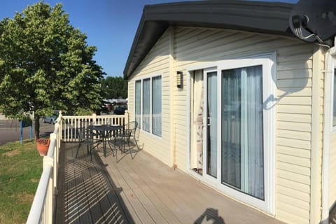 Mikanda Lodge Apartment in Clacton-on-Sea